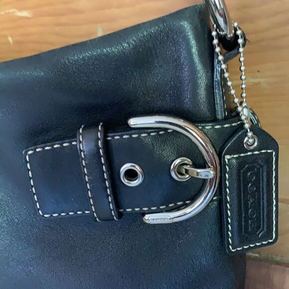 Coach Soho black leather slim duffle shoulder bag - Picture 4 of 12